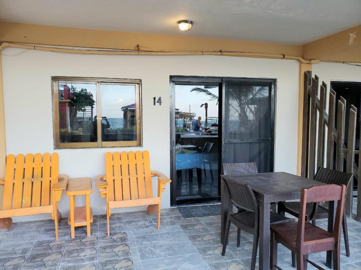Beach Club Condos At Popeyes Caye Caulker Exterior photo